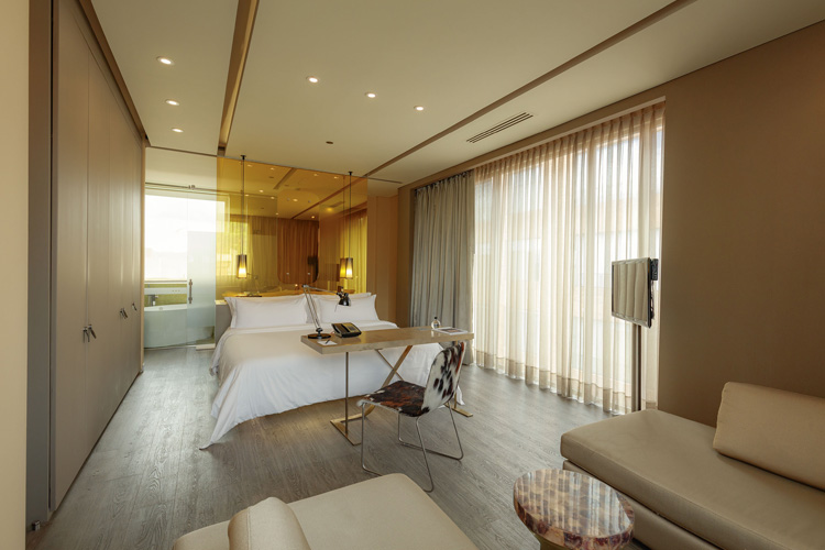 Interiorismo-Interiores-Ventana-Color-Blindado-Multilaminado-Triglass-Laminado-Incoloro-Inteligente-Malla -Textura-Mate-Brillo